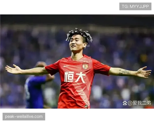 韦世豪喝个下午茶都比我们一个月工资还贵